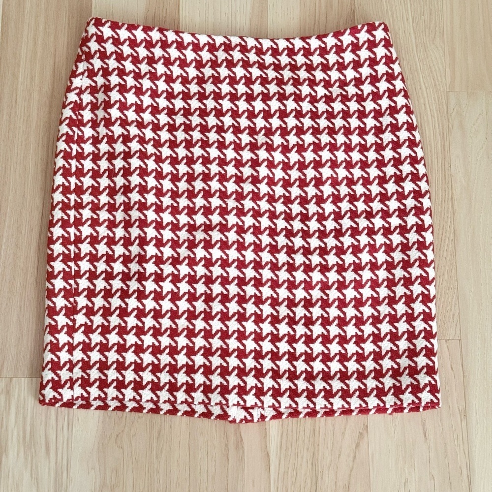 Talbots Houndstooth Red and White Wool Blend Skirt Size 10